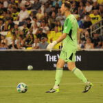 Joe Willis, portero de Nashville SC, en el Nashville SC vs. Toronto FC de 2025 en GEODIS Park