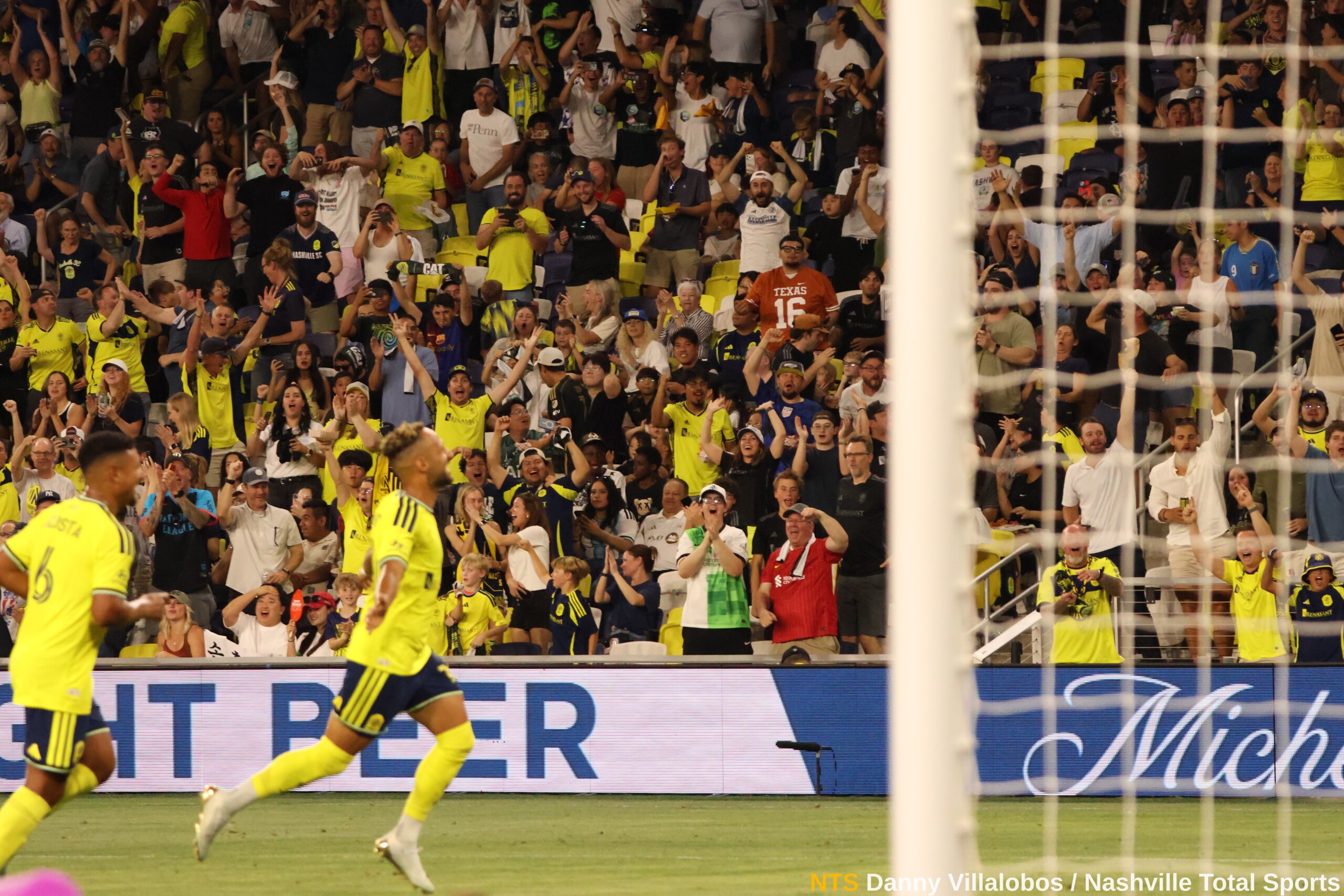 Afición GEODIS Park hat-trick