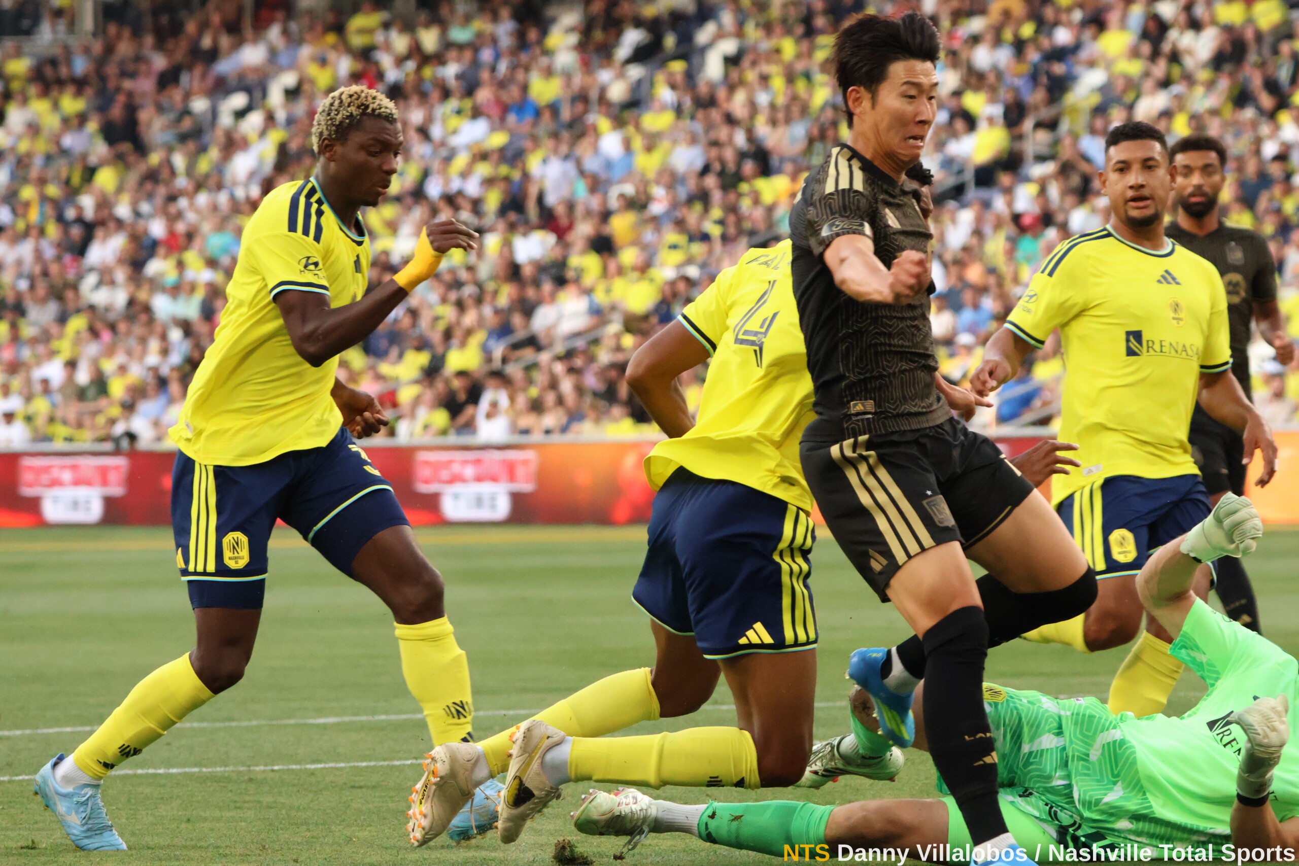 Schwake achique Son Heung-min
