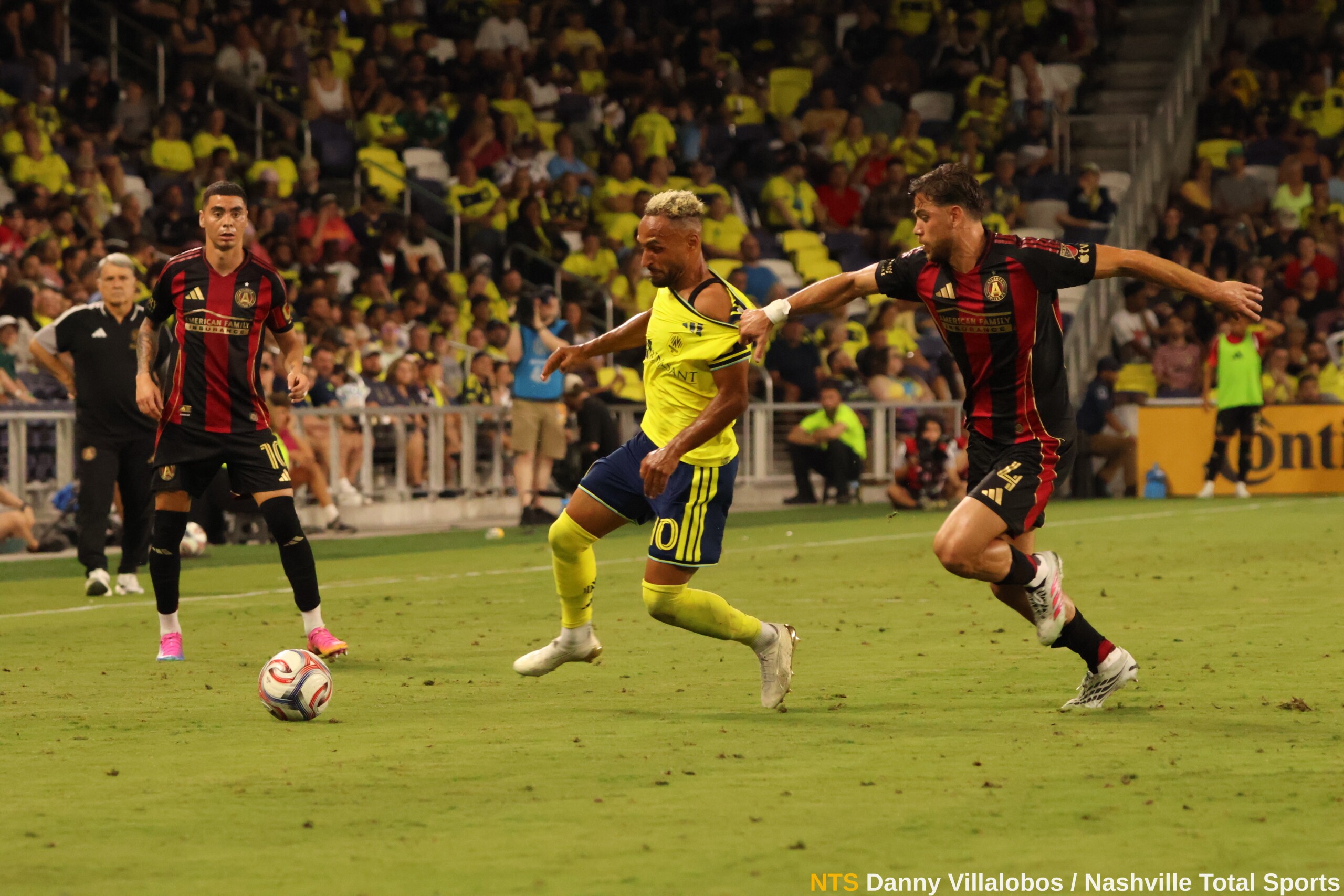 Afición de Nashville SC