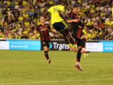 El Castillo recibe a todos pero nadie puede llevarse nada