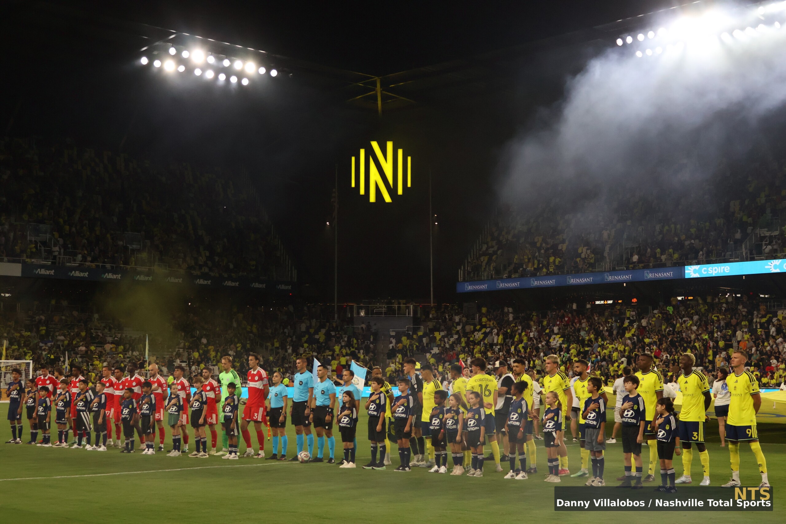 Nashville SC 3-0 Chicago Fire: alineación previa en la Noche de la Herencia Hispana en GEODIS Park
